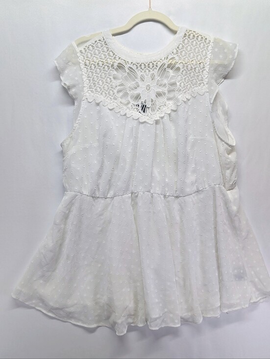 torrid Other - 51.torrid White Lace Yoke Swiss Dot Peplum Top for Kids